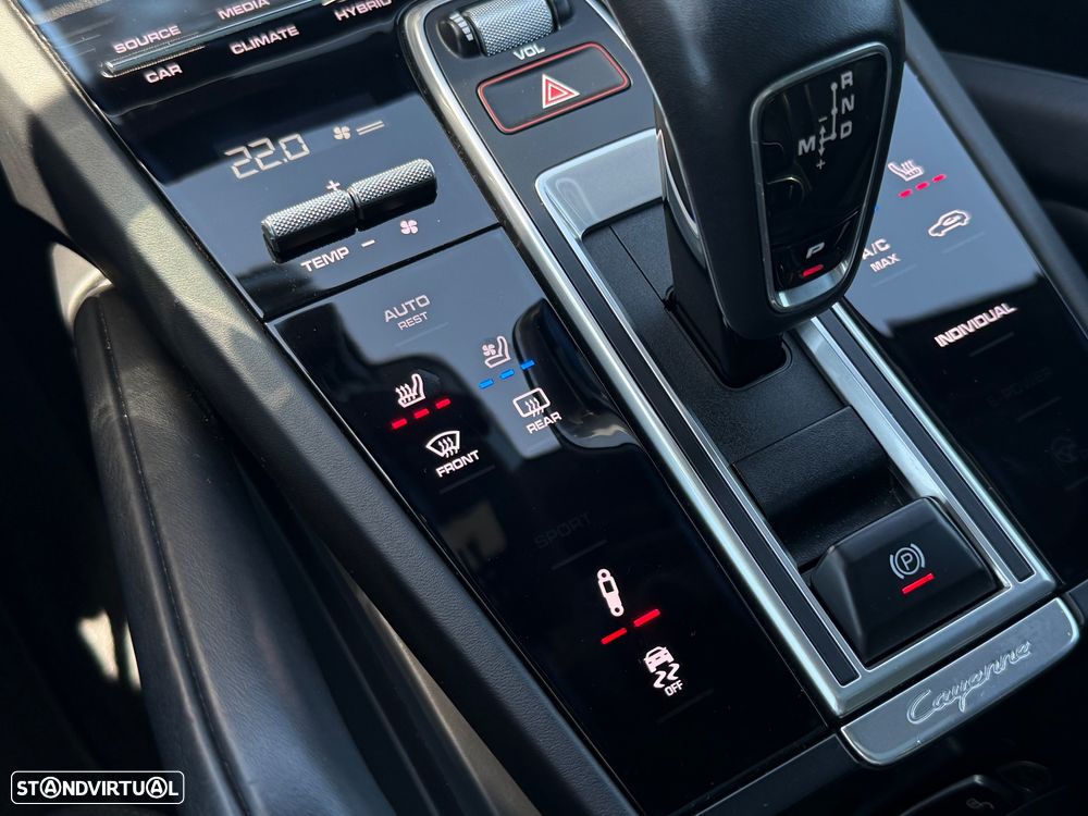 Porsche Cayenne E-Hybrid - 25