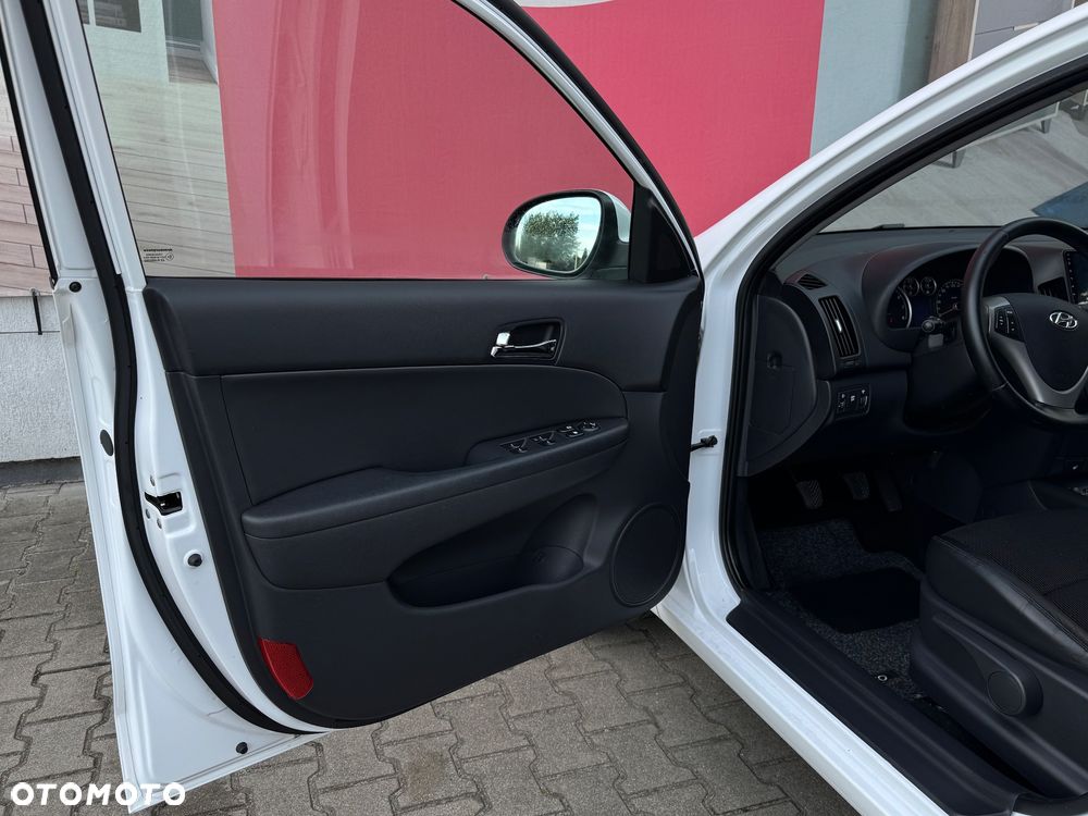 Hyundai i30 - 16