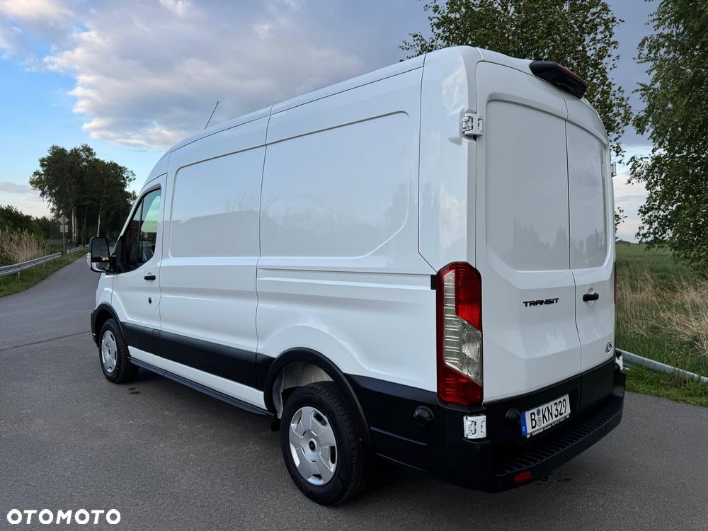 Ford Transit - 10
