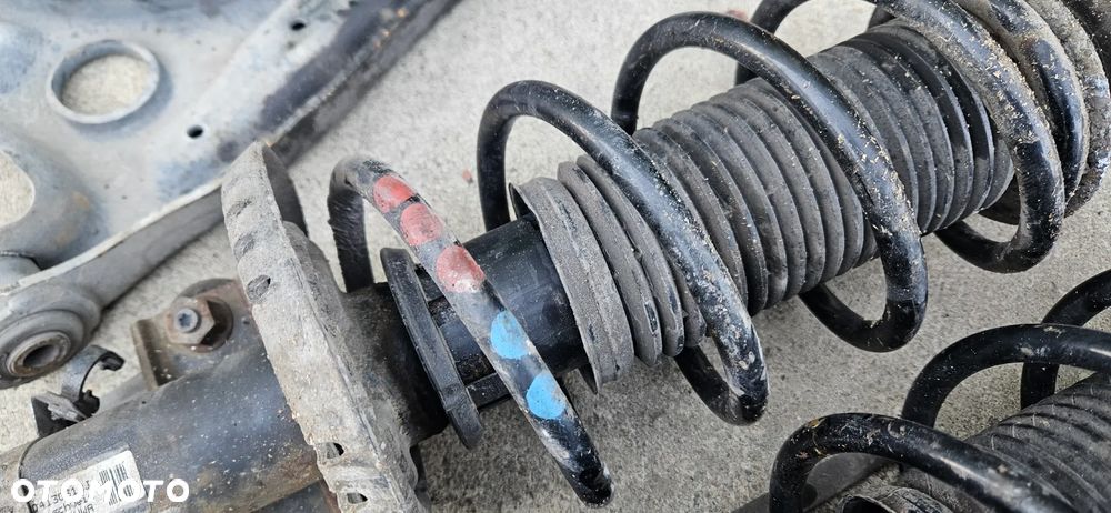 Zwrotnica piasta prawa Amortyzator sprężyna lewy prawy przód wahacz Skoda FABIA 2 II VW Polo 6R Ibiza IV 1,2 2009r 6Q0256AC 6Q0413031BJ - 10