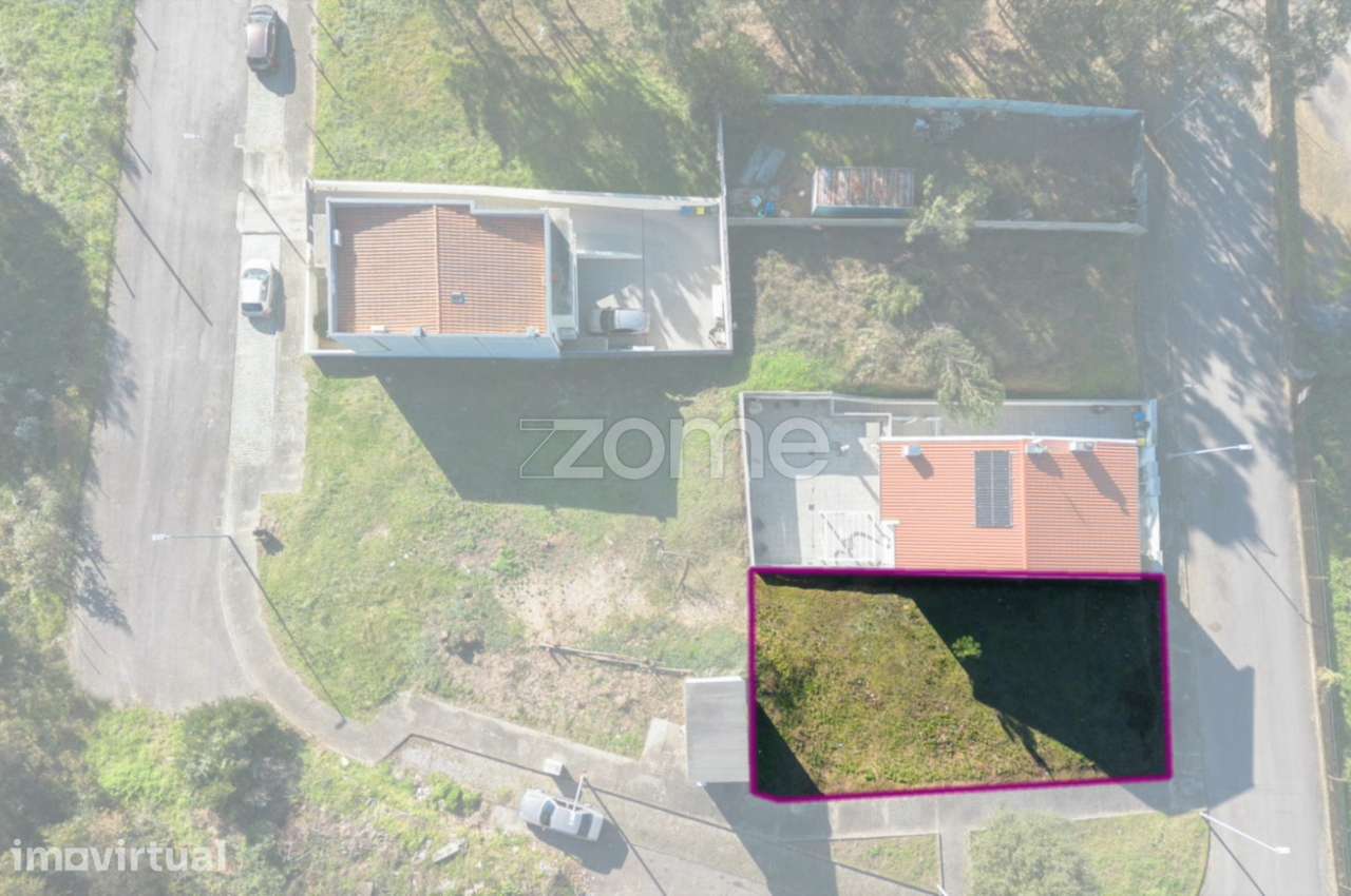 Lote de terreno para moradia 3 frentes - Alfena (300m²) - Grande imagem: 2/15