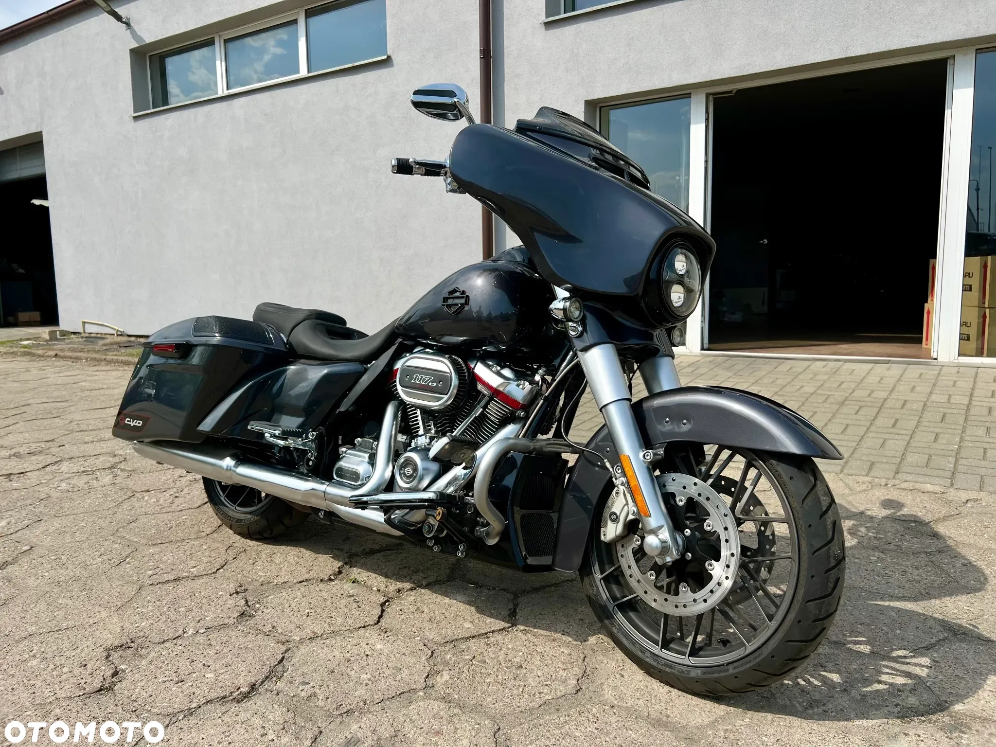 Harley-Davidson Touring Street Glide - 35