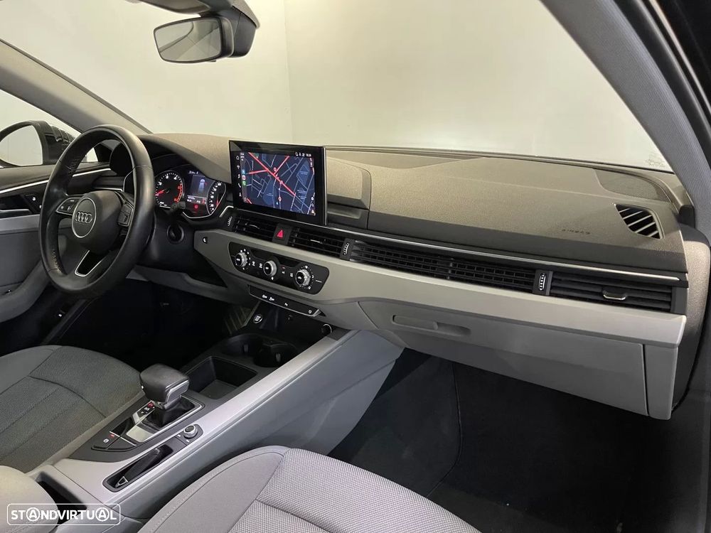 Audi A4 Avant 30 TDI Advanced S tronic - 16