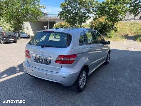 Mercedes-Benz B 180 CDI - 3