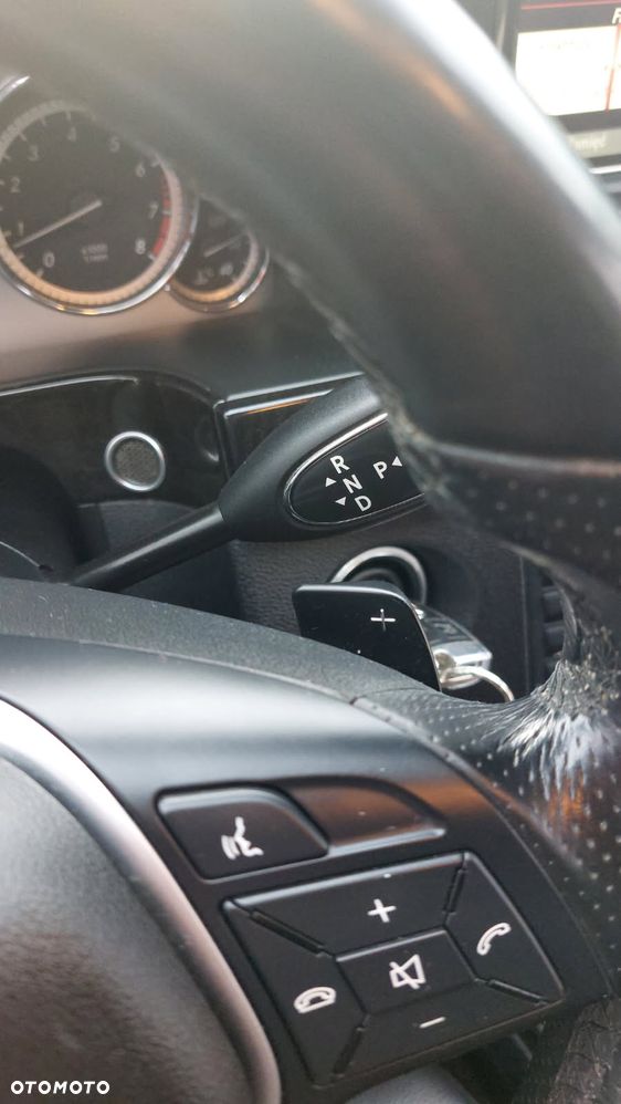Mercedes-Benz Klasa E 200 CGI BlueEFFICIENCY 7G-TRONIC Avantgarde - 20