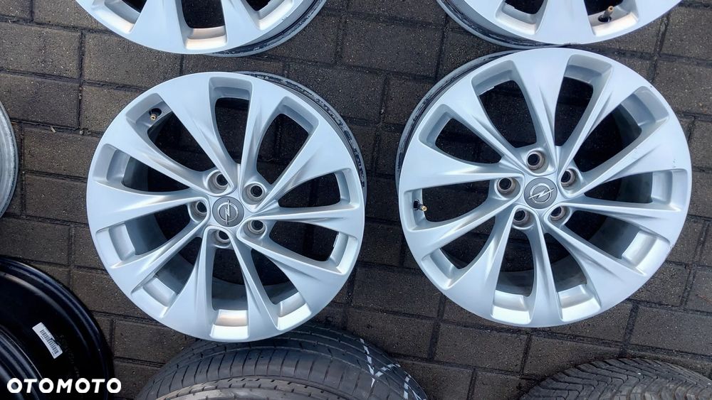 Komplet felg aluminiowych OPEL ASTRA V K CHEVROLET CRUZE 5x105 7,5x17 ET44 13409656 czujniki tmps - 4