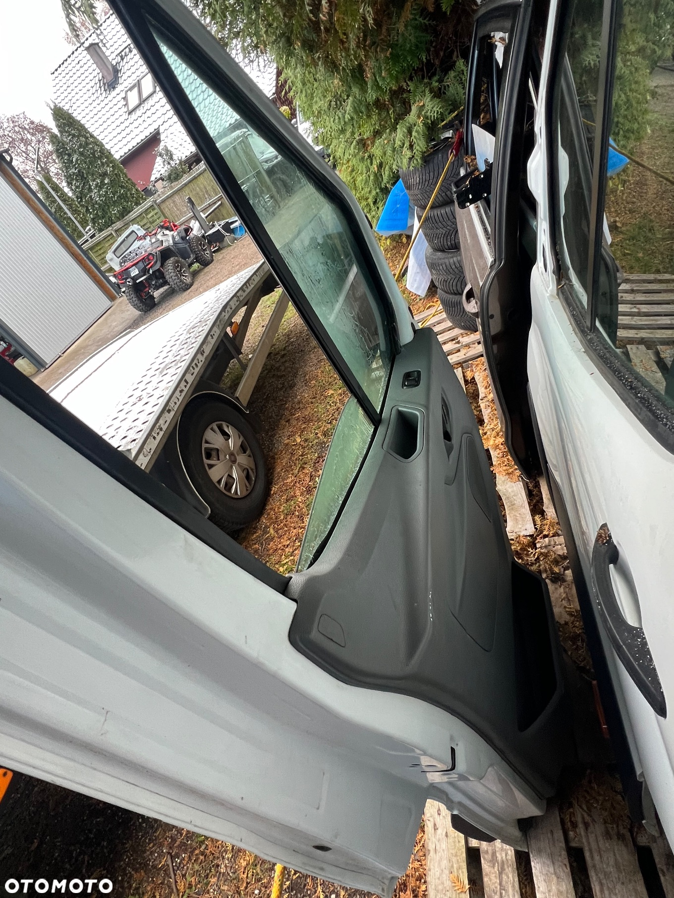 Ford Tranzit Mk8 17r. Drzwi lewy przód kpl. - 4