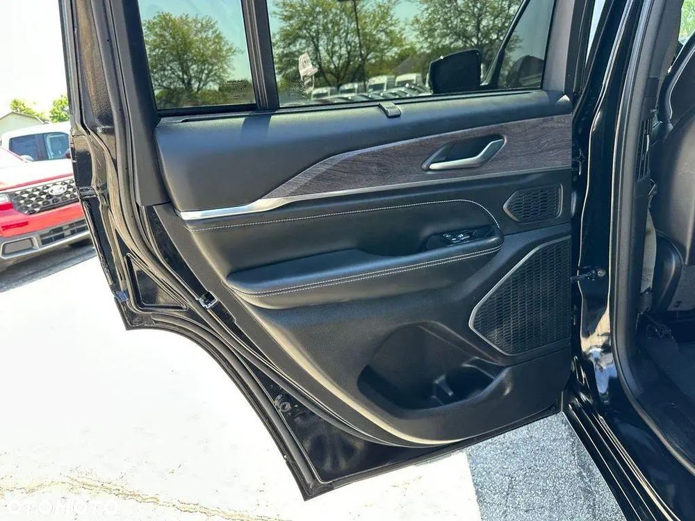 Jeep Grand Cherokee 3.6 V6 Overland - 13
