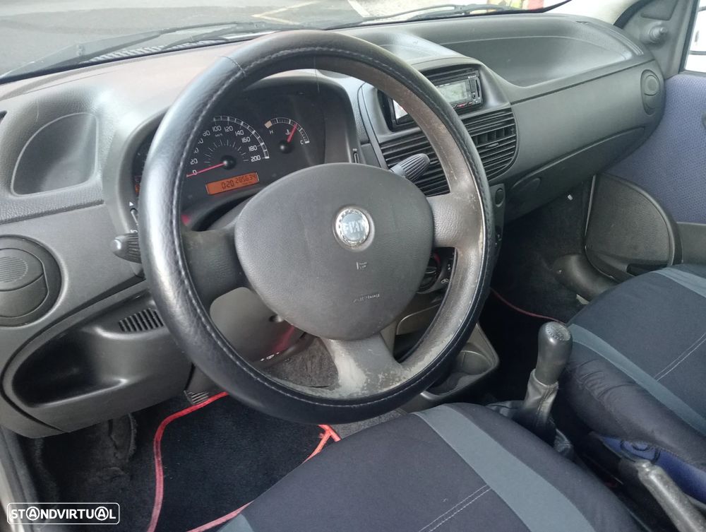 Fiat Punto 70 JTD Multijet Active - 4
