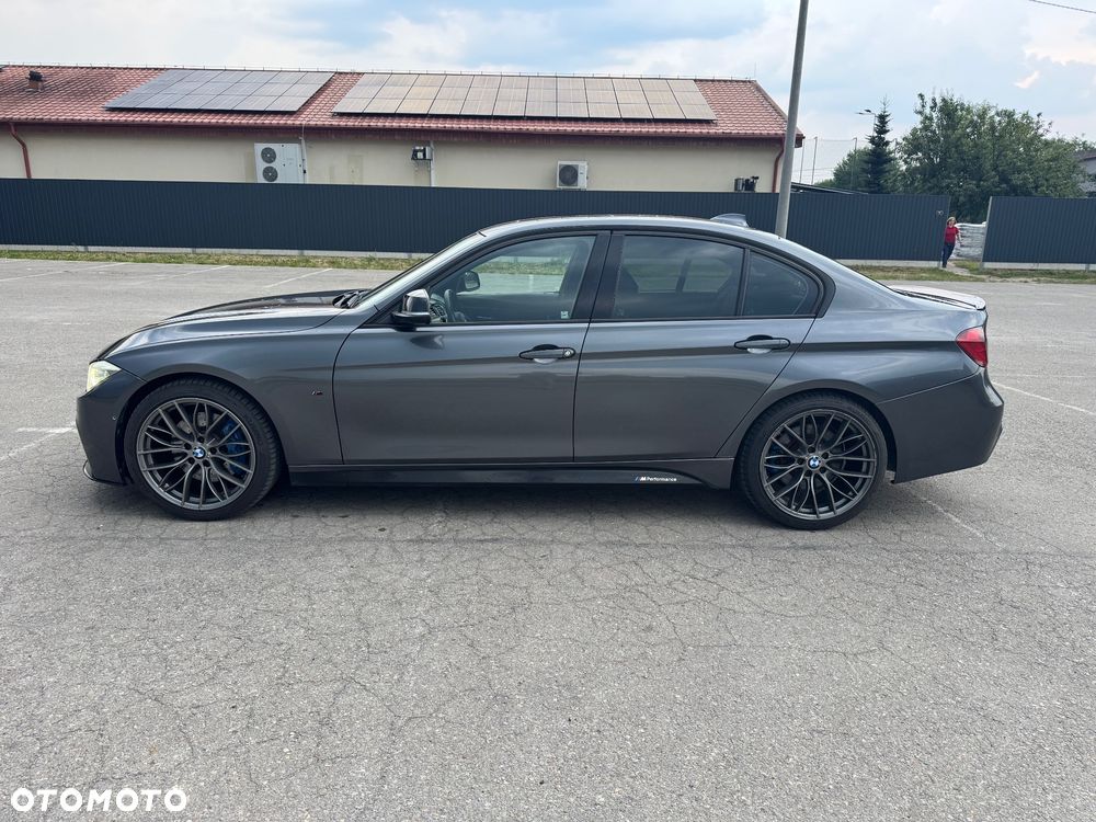 BMW Seria 3 335i Sport Line - 3