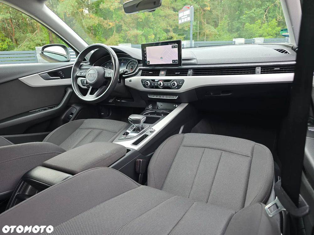 Audi A4 Avant 35 TDI S tronic - 28