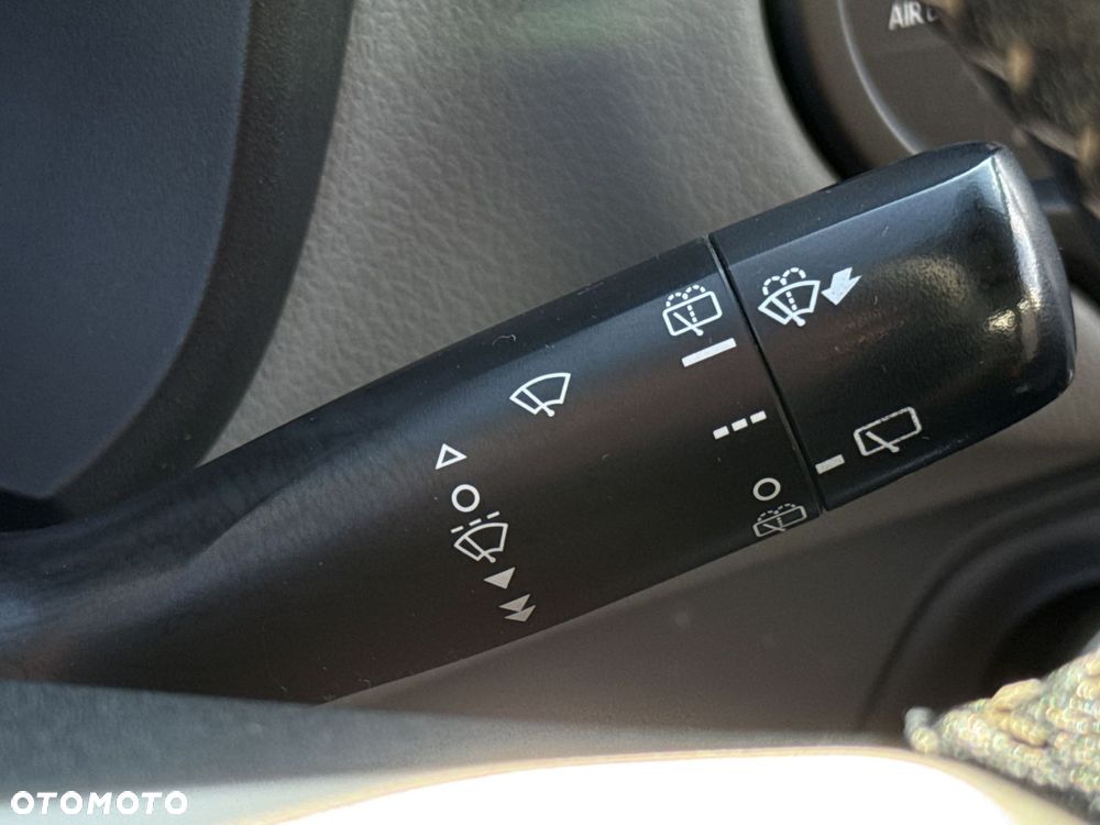 Toyota Yaris - 20