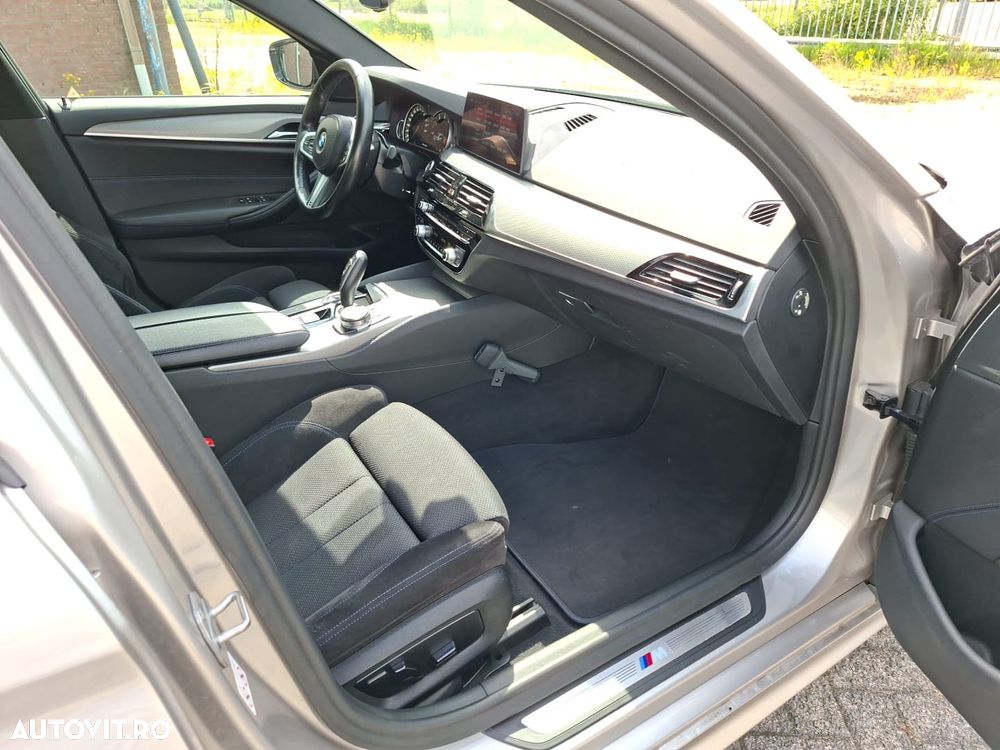 BMW Seria 5 520i AT MHEV - 10