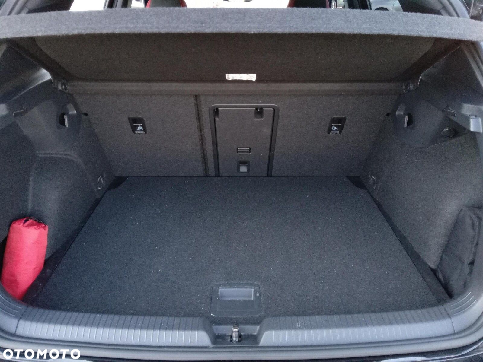 Volkswagen Golf - 30