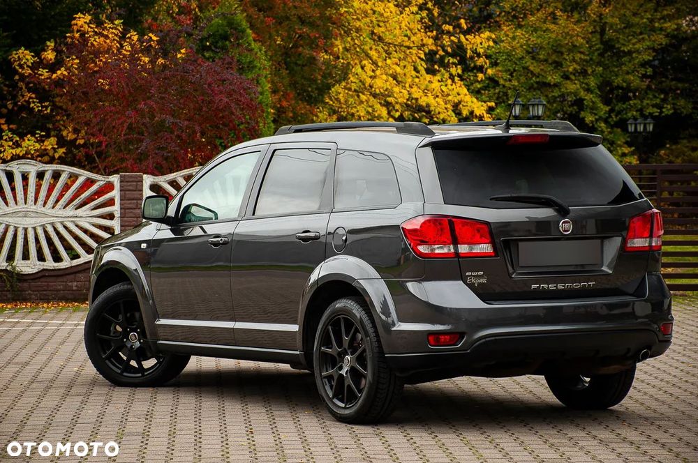 Fiat Freemont 2.0 Multijet 16V DPF Automatik Allrad Black Code - 23