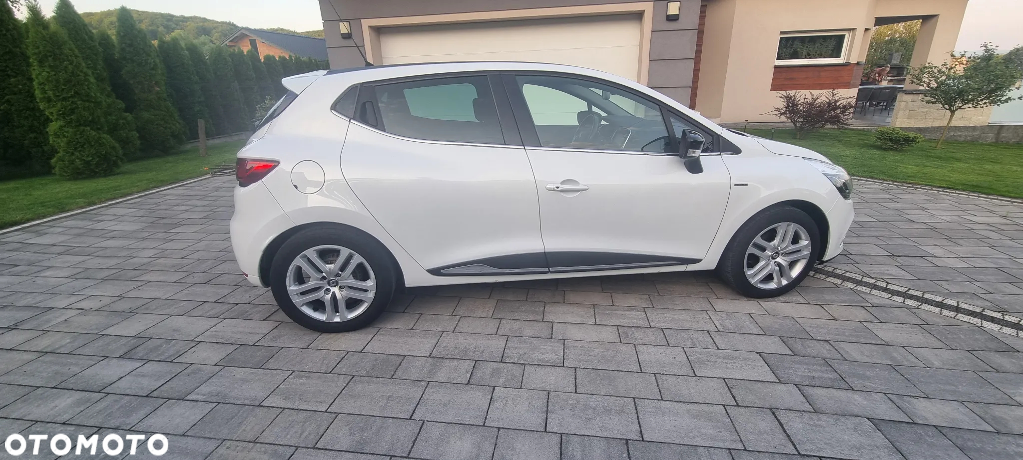 Renault Clio Energy dCi 110 Bose Edition - 10