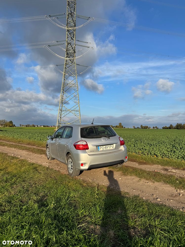 Toyota Auris - 4