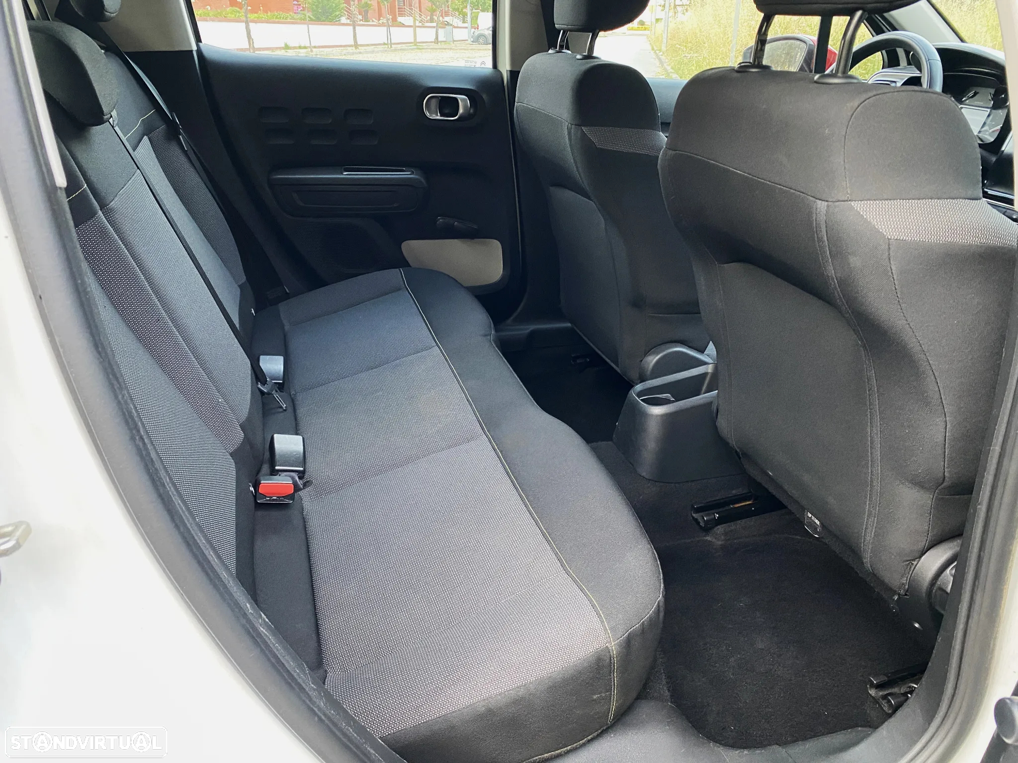 Citroën C3 1.2 PureTech Shine - 24