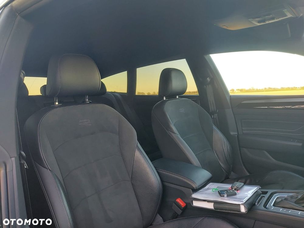Volkswagen Arteon 2.0 TDI SCR DSG R-Line - 12