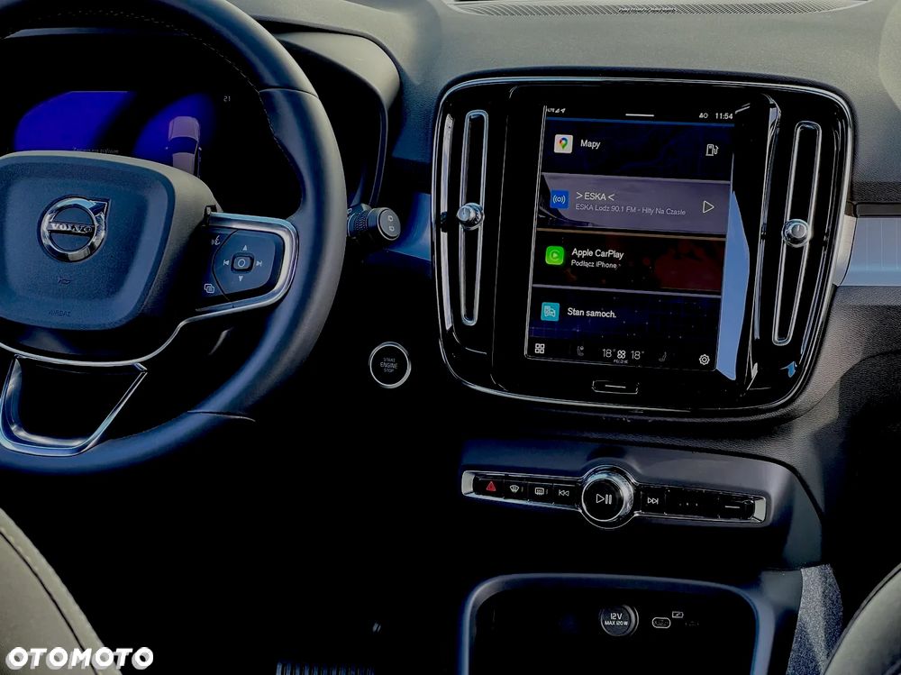 Volvo XC 40 B4 AWD Plus Dark - 23