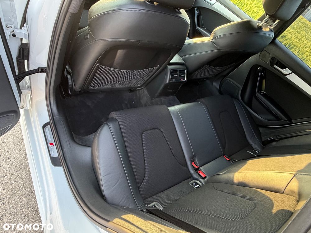 Audi A4 Avant 2.0 TFSI quattro S line Sportpaket - 29