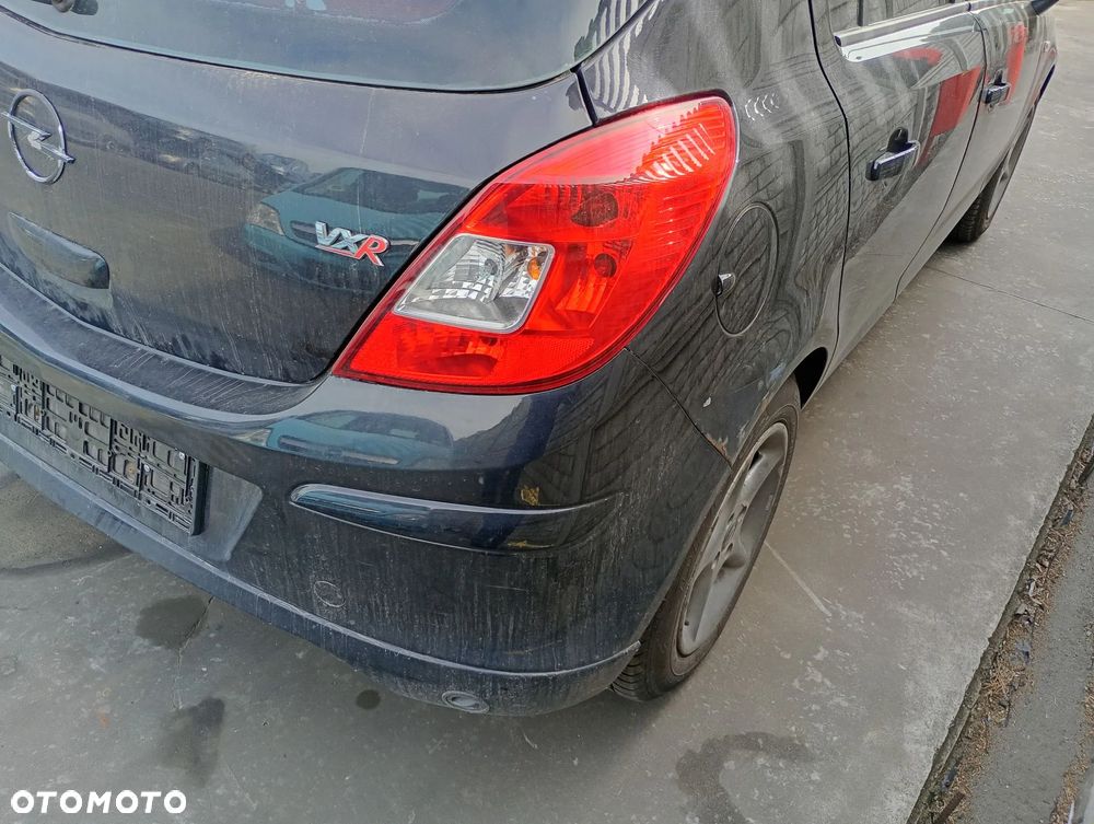OPEL CORSA D 06-11 BŁOTNIK PRZÓD PRZEDNI PRAWY LEWY Z20R - 9