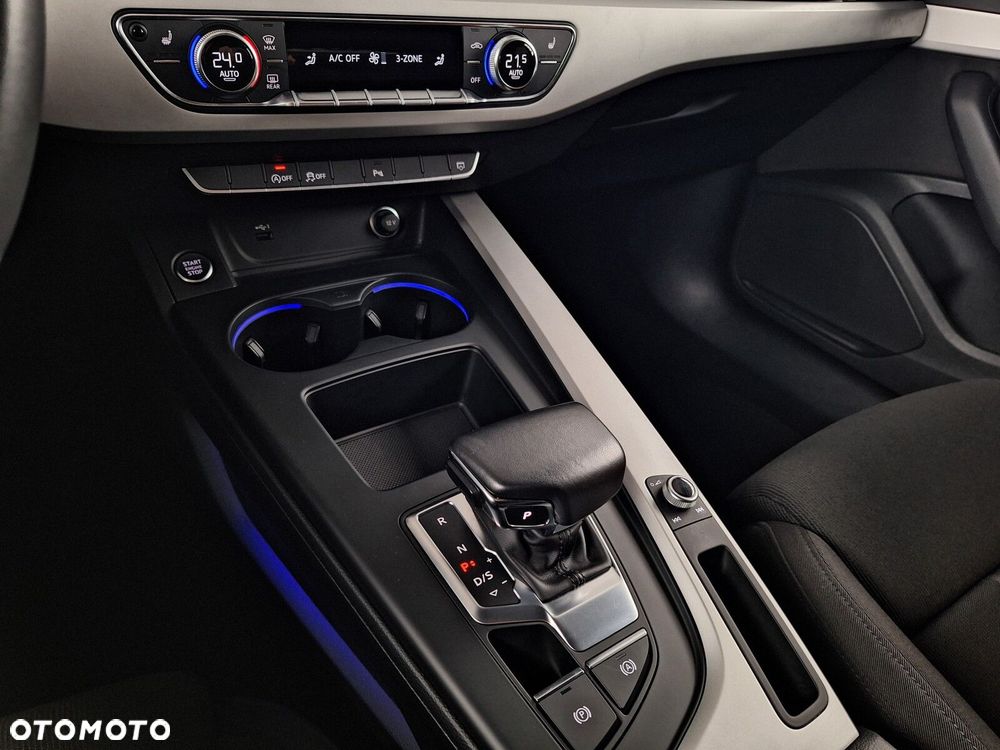 Audi A4 Limousine - 29