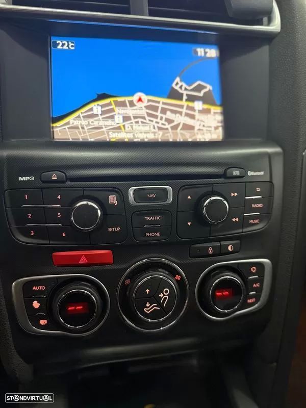 DS DS4 Crossback 1.6 BlueHDi So Chic J18 - 18