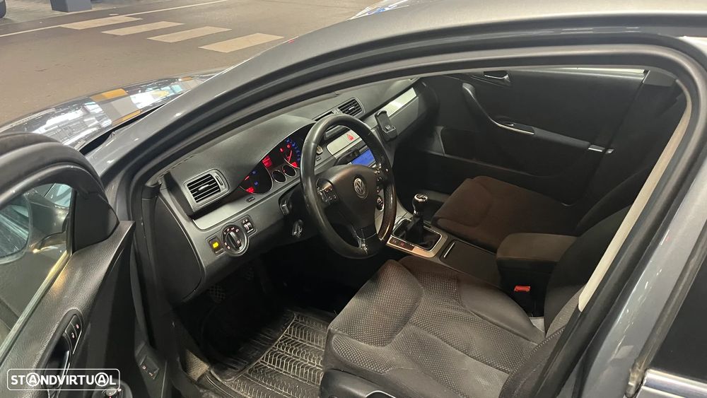 VW Passat Variant 2.0 TDI Confortline - 3