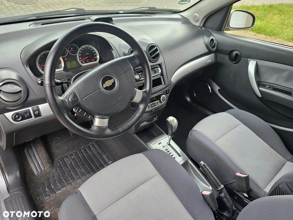Chevrolet Aveo 1.4 16V LS - 7
