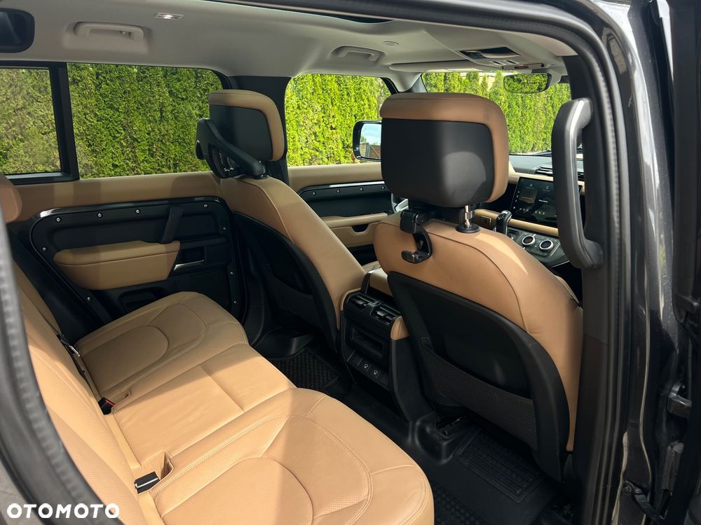 Land Rover Defender 3.0 P400 mHEV S - 18