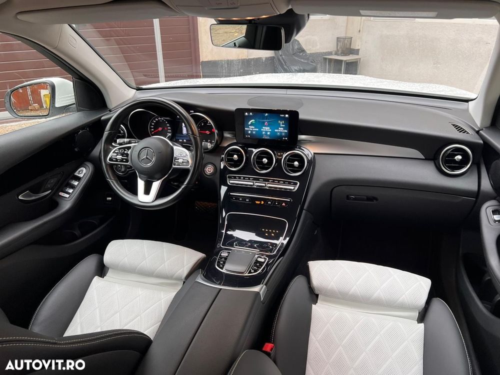 Mercedes-Benz GLC 300 d 4MATIC 9G-TRONIC Exclusive - 2