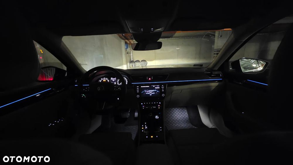 Skoda Superb 2.0 TSI 4x4 L&K DSG - 38