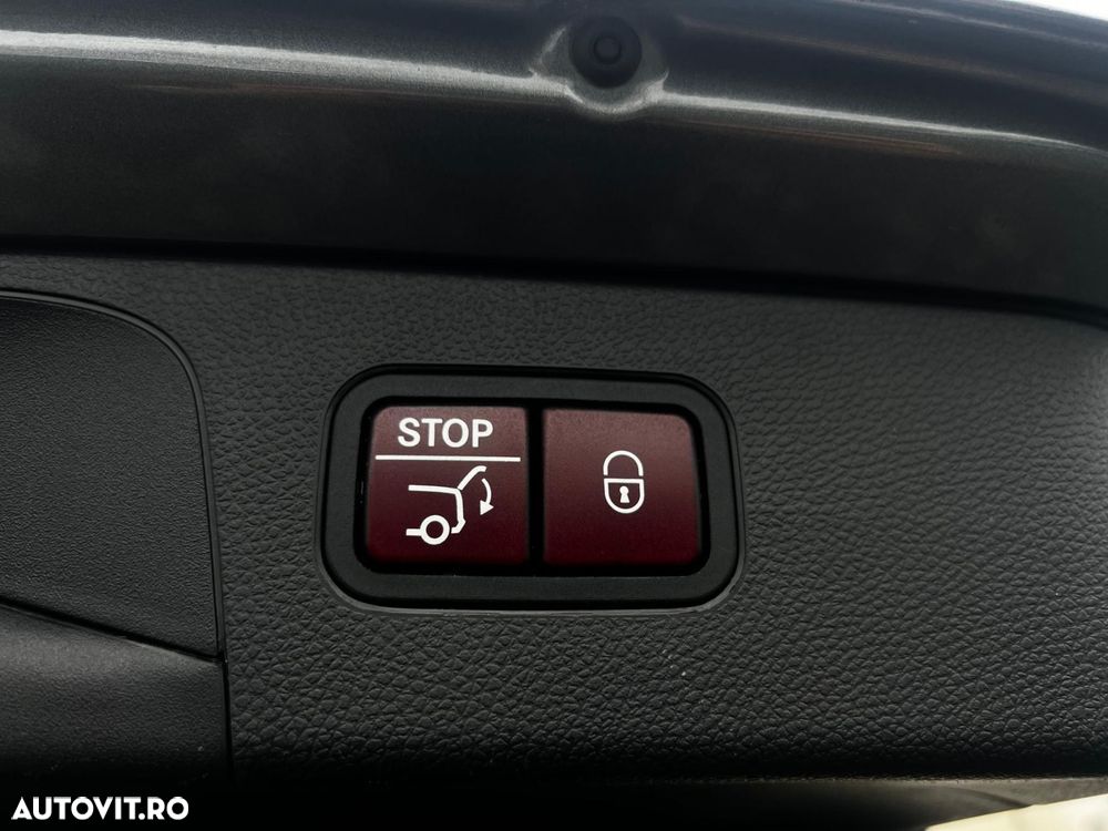 Mercedes-Benz GLC - 30