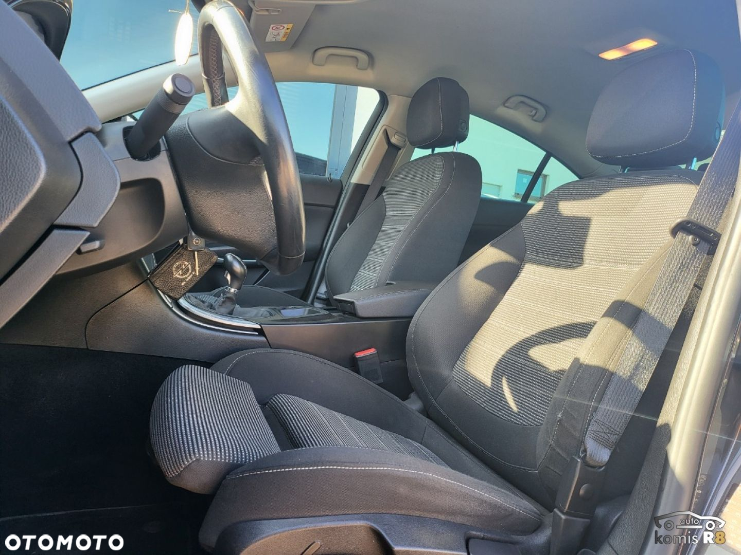 Opel Insignia - 13