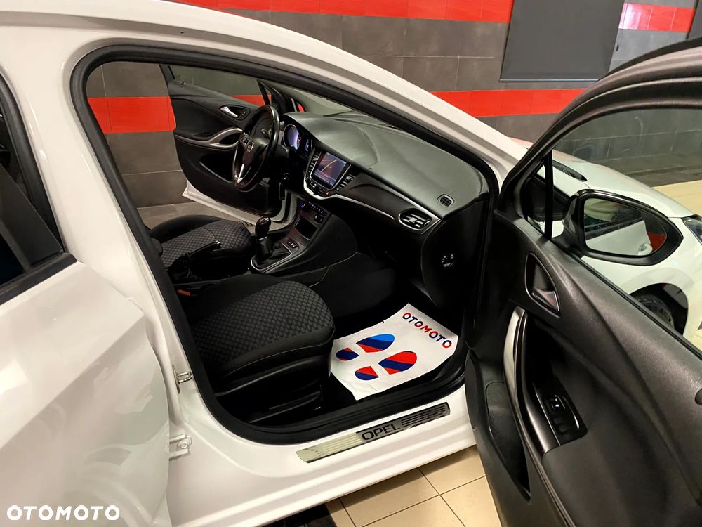 Opel Astra 1.4 T Elite - 20
