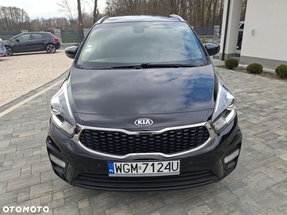 Kia Carens 1.7 CRDi Business Line 7os - 4
