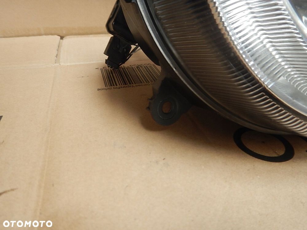 lampa przod prawa jeep liberty - 3
