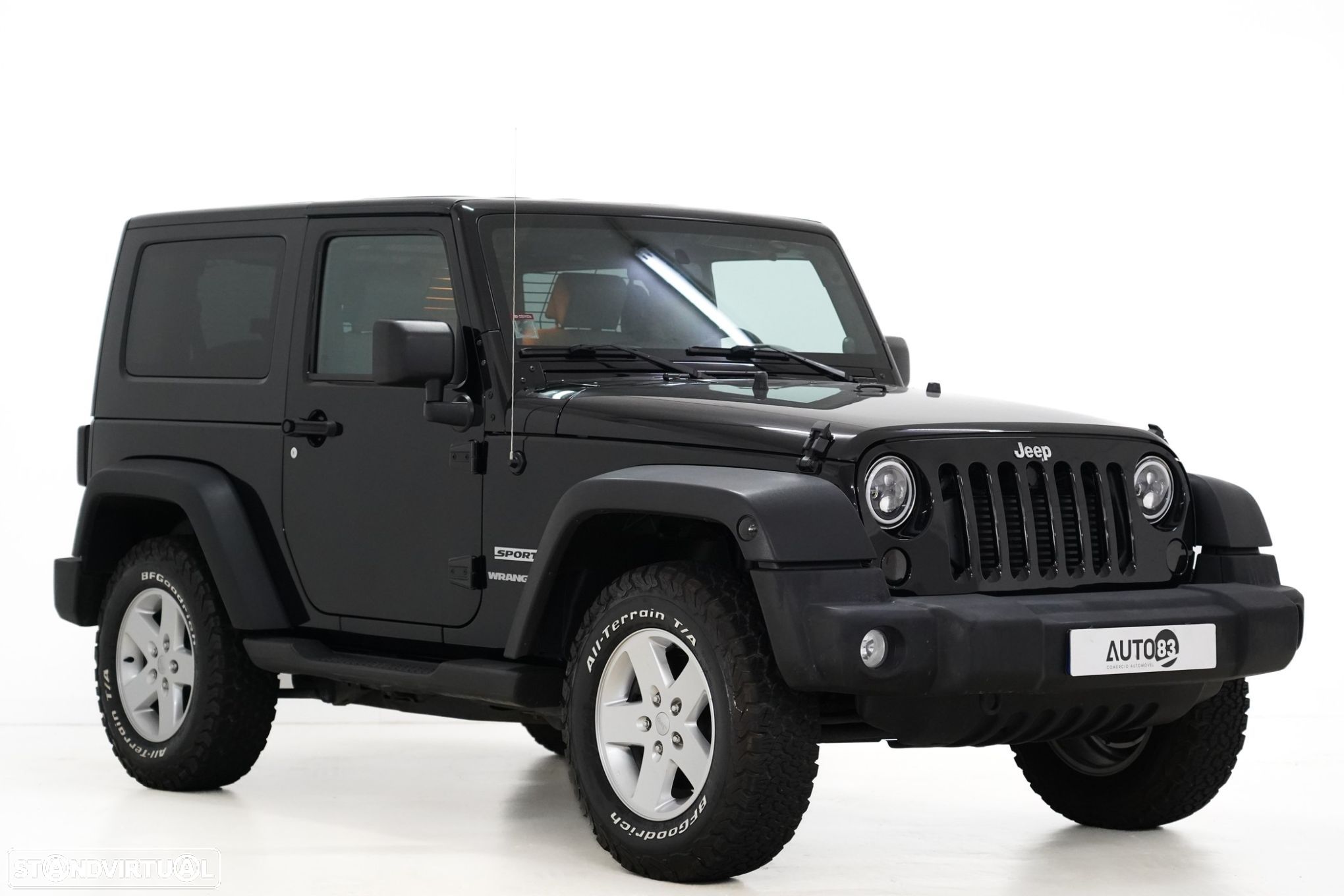 Jeep Wrangler - 1