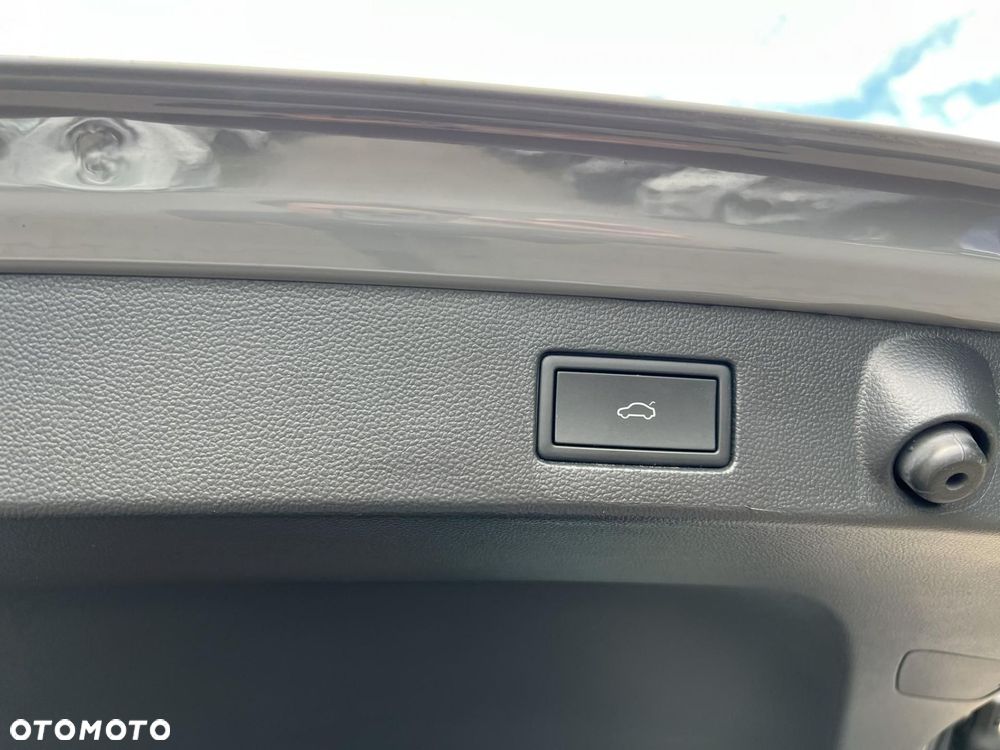 Volkswagen Arteon 2.0 TSI 4Motion R DSG - 32