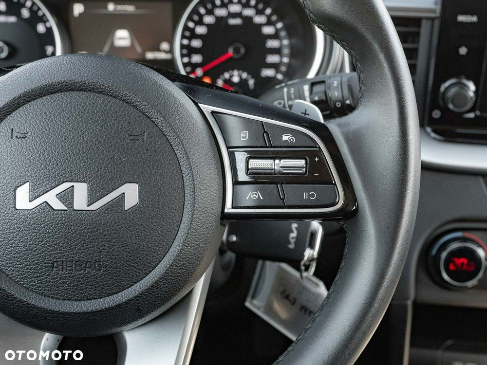 Kia Ceed 1.5 T-GDI M DCT - 16