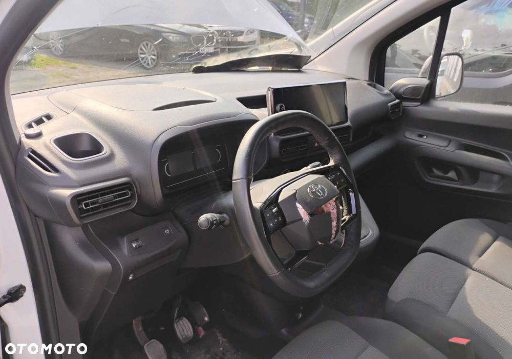 Toyota PROACE CITY - 7
