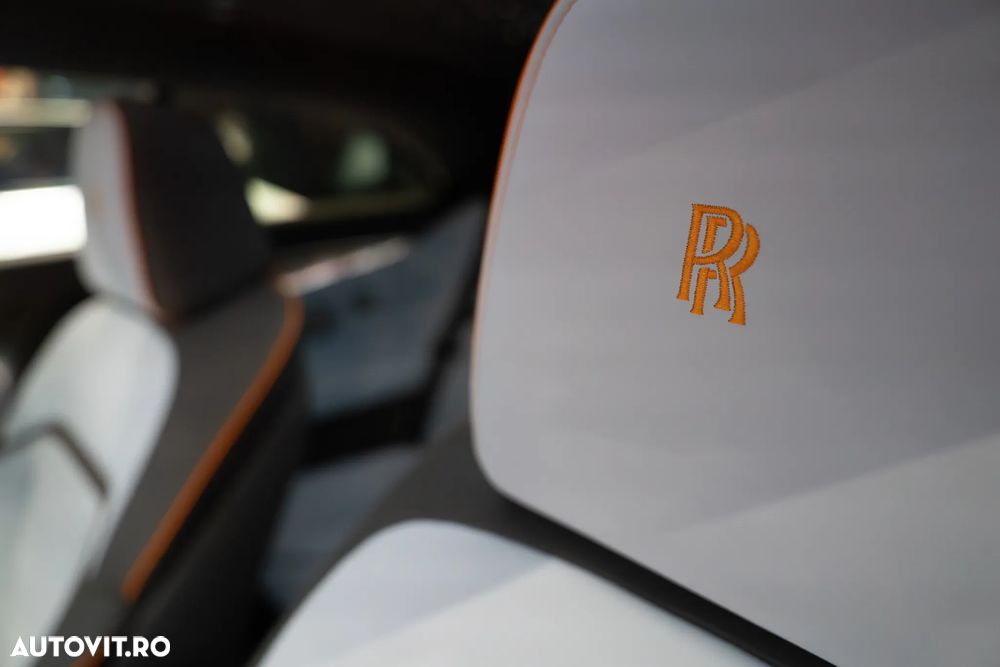 Rolls-Royce Spectre - 31
