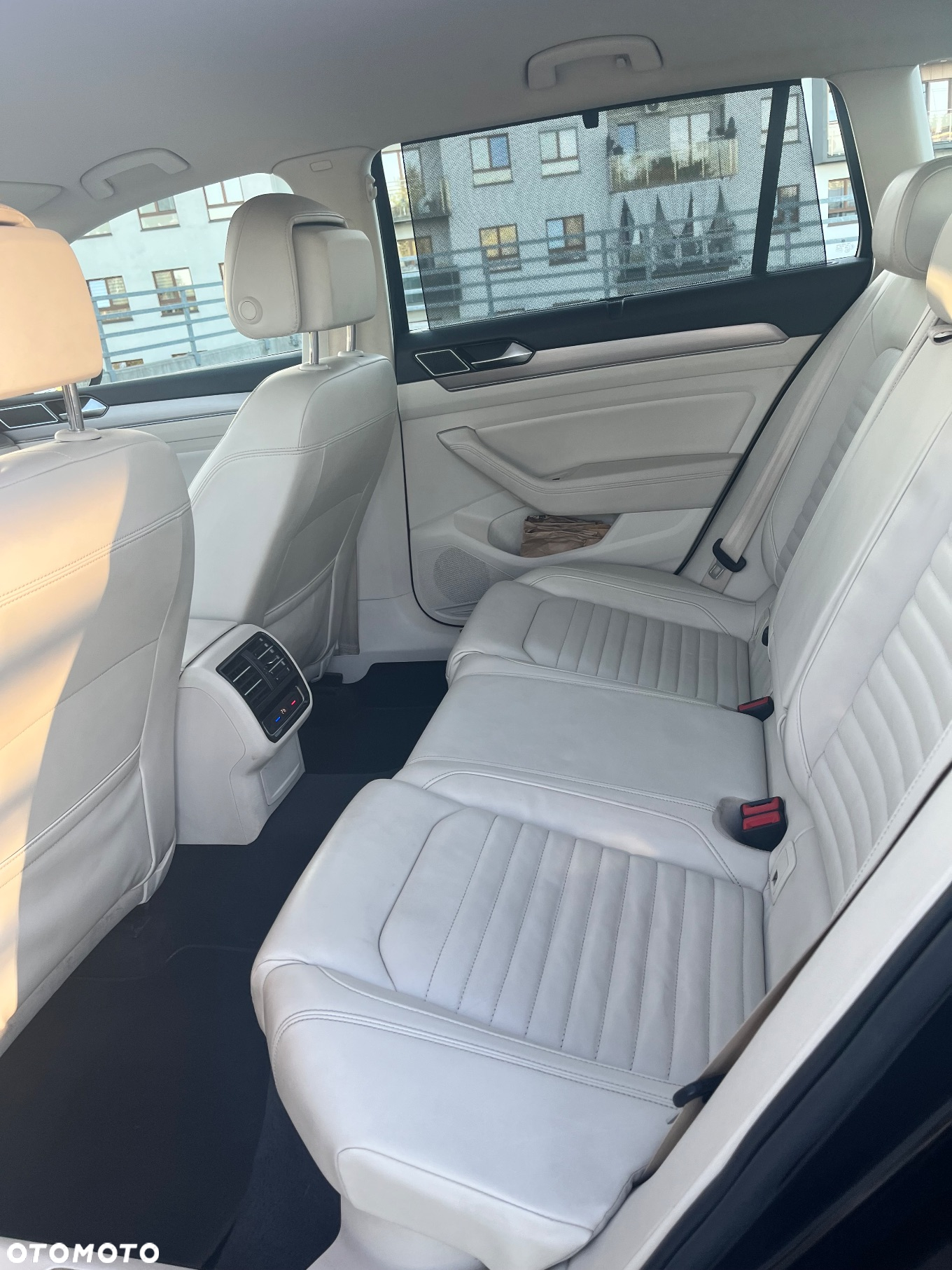Volkswagen Passat 2.0 TDI BMT Highline DSG - 14