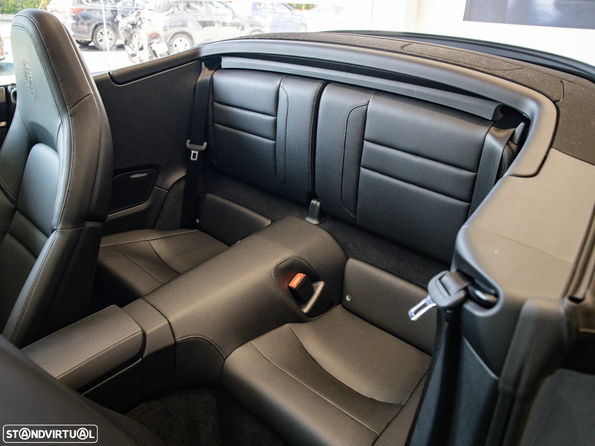 Porsche 911 (992) Carrera Cabriolet PDK - 38