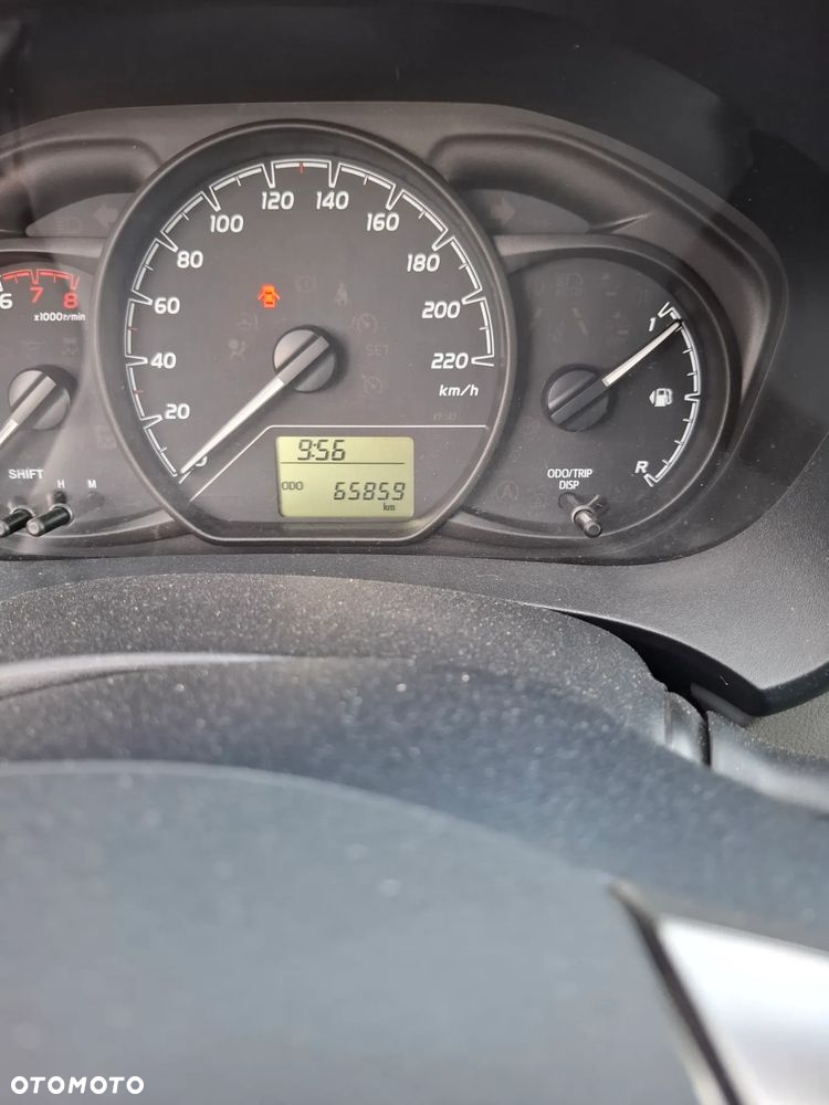 Toyota Yaris 1.0 Active - 3
