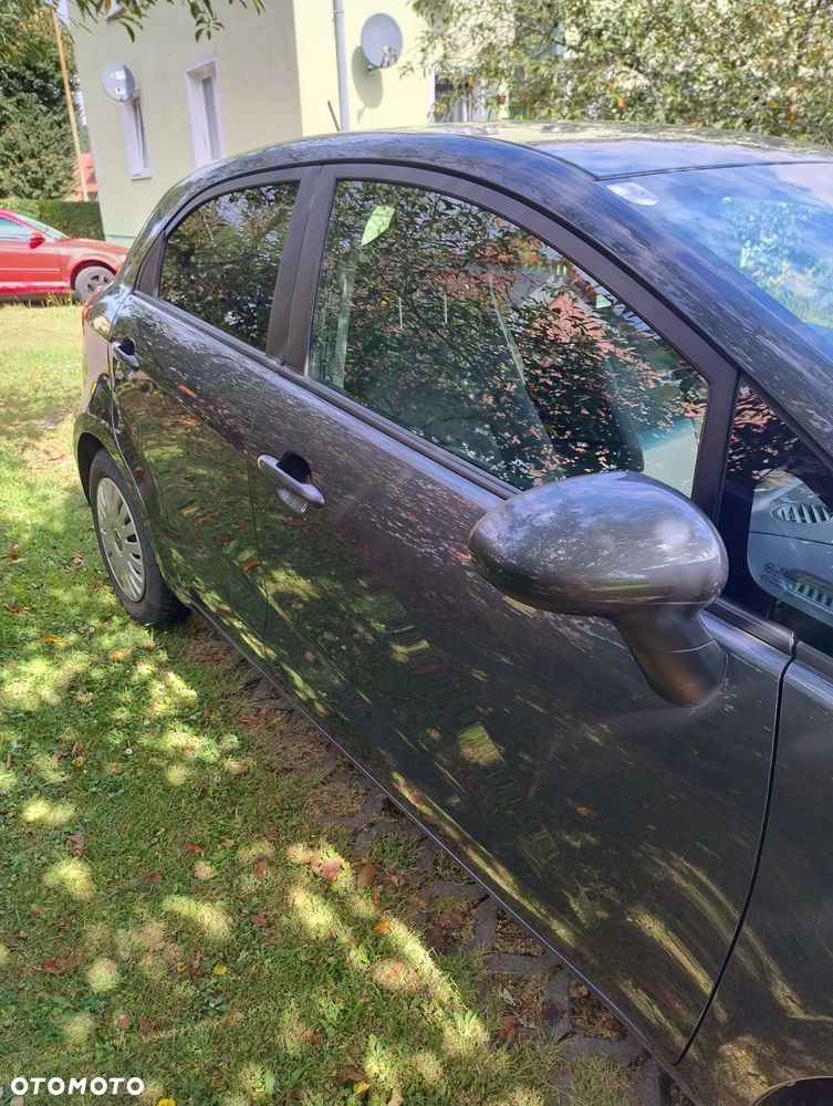 Kia Rio - 6