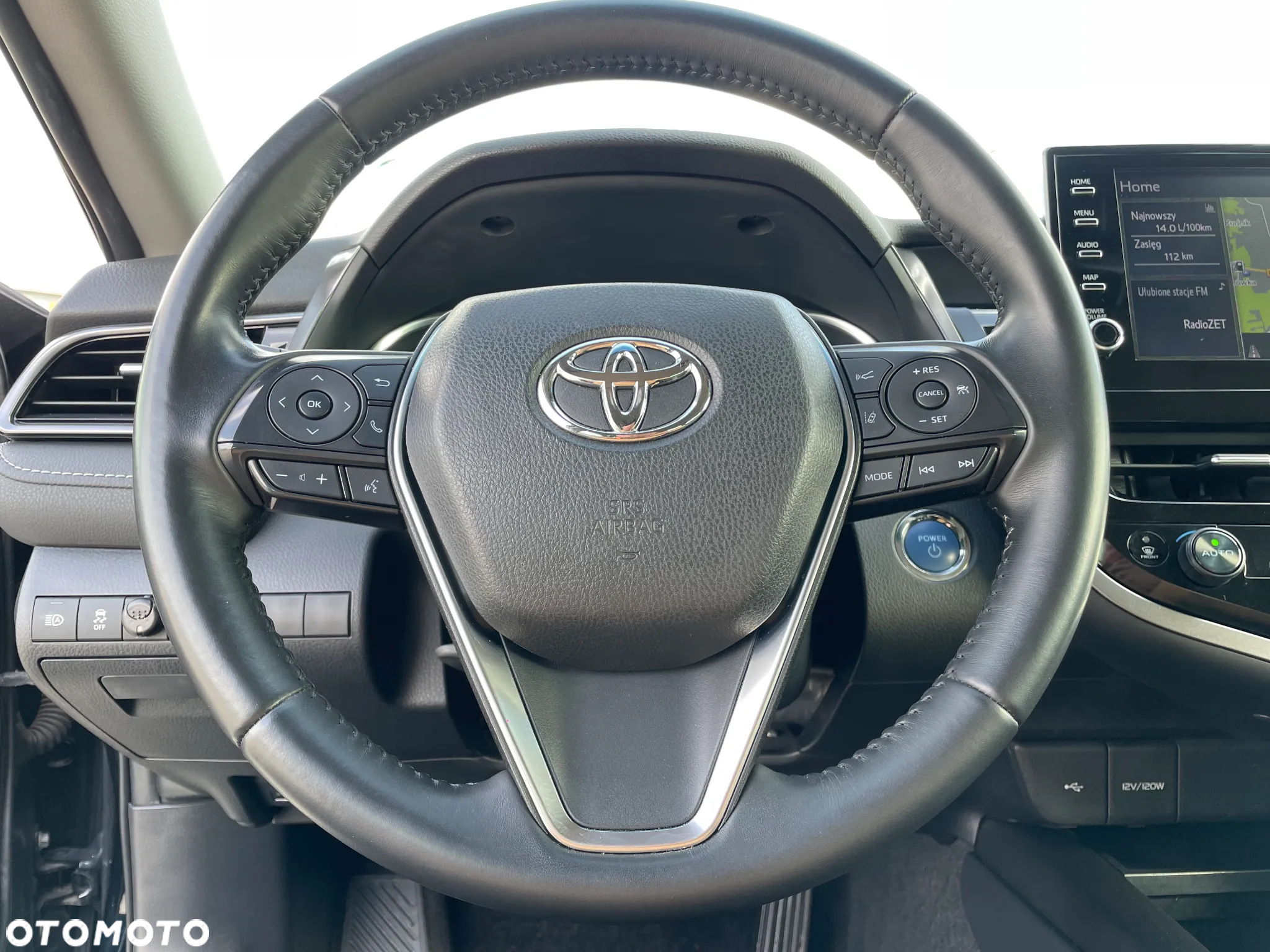 Toyota Camry 2.5 Hybrid Prestige CVT - 33