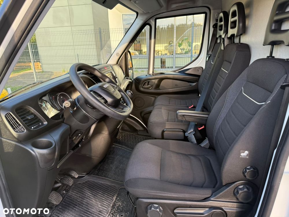 Iveco Daily 35S16, 2.3 160KM, L4H3, Niski przebieg, Bardzo zadbany - 21