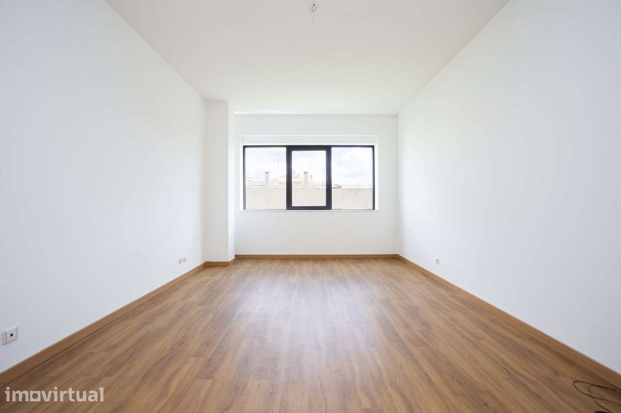 Escritório Remodelado em Zona Premium - Avenidas Novas - Grande imagem: 3/18